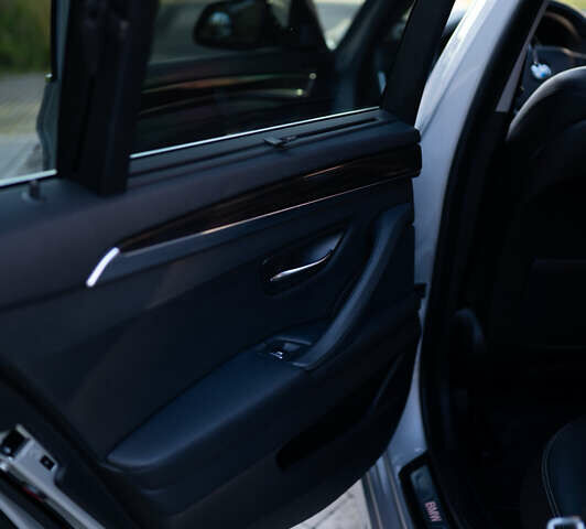 Серый БМВ 5 Серия, объемом двигателя 2 л и пробегом 59 тыс. км за 17900 $, фото 40 на Automoto.ua