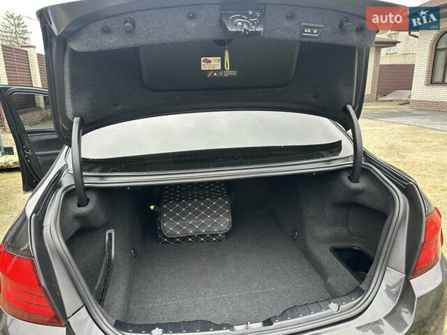 Серый БМВ 5 Серия, объемом двигателя 2.8 л и пробегом 230 тыс. км за 17500 $, фото 22 на Automoto.ua