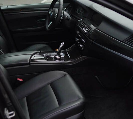 Серый БМВ 5 Серия, объемом двигателя 2 л и пробегом 177 тыс. км за 13200 $, фото 11 на Automoto.ua