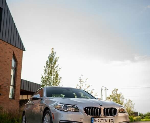 Сірий БМВ 5 Серія, об'ємом двигуна 2 л та пробігом 64 тис. км за 17600 $, фото 1 на Automoto.ua