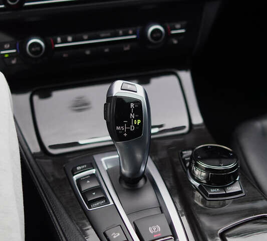 Серый БМВ 5 Серия, объемом двигателя 2 л и пробегом 177 тыс. км за 13200 $, фото 15 на Automoto.ua