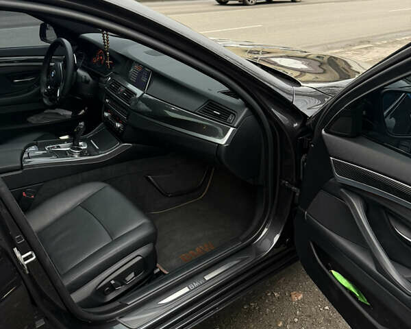 Серый БМВ 5 Серия, объемом двигателя 2 л и пробегом 97 тыс. км за 17900 $, фото 15 на Automoto.ua