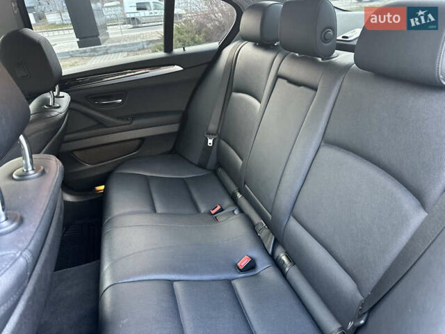 Сірий БМВ 5 Серія, об'ємом двигуна 2 л та пробігом 161 тис. км за 14400 $, фото 27 на Automoto.ua