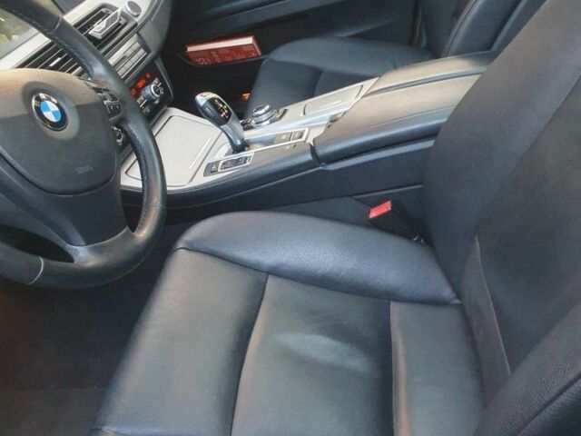 Серый БМВ 5 Серия, объемом двигателя 2 л и пробегом 152 тыс. км за 13500 $, фото 1 на Automoto.ua