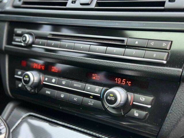 Сірий БМВ 5 Серія, об'ємом двигуна 2 л та пробігом 98 тис. км за 16999 $, фото 21 на Automoto.ua