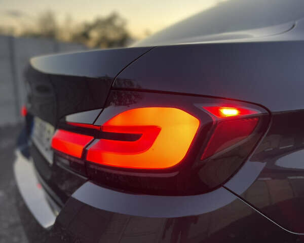 Серый БМВ 5 Серия, объемом двигателя 2.99 л и пробегом 172 тыс. км за 23000 $, фото 12 на Automoto.ua