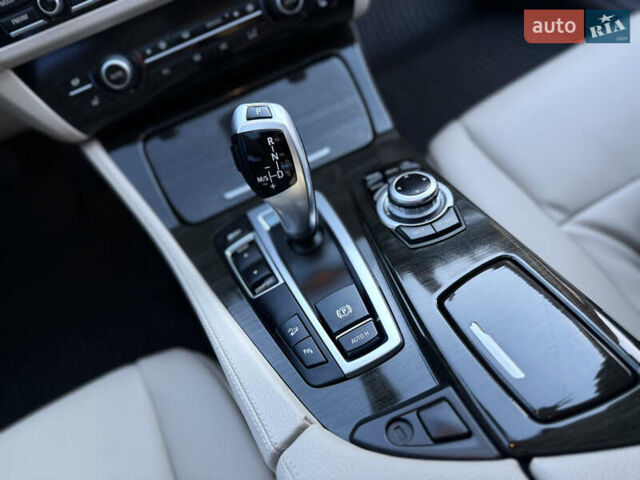 Серый БМВ 5 Серия, объемом двигателя 3 л и пробегом 203 тыс. км за 15900 $, фото 29 на Automoto.ua