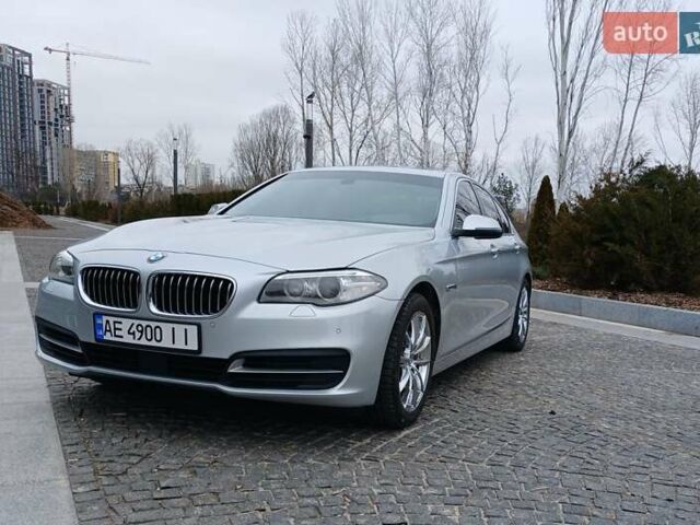 Серый БМВ 5 Серия, объемом двигателя 3 л и пробегом 161 тыс. км за 19900 $, фото 21 на Automoto.ua
