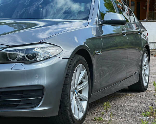 Сірий БМВ 5 Серія, об'ємом двигуна 2.99 л та пробігом 244 тис. км за 18000 $, фото 13 на Automoto.ua