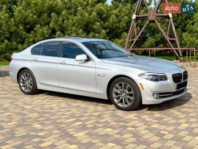 Серый БМВ 5 Серия, объемом двигателя 2 л и пробегом 145 тыс. км за 15700 $, фото 1 на Automoto.ua