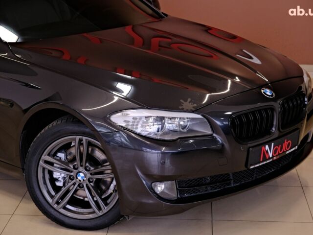 Сірий БМВ 5 Серія, об'ємом двигуна 2 л та пробігом 140 тис. км за 11900 $, фото 2 на Automoto.ua