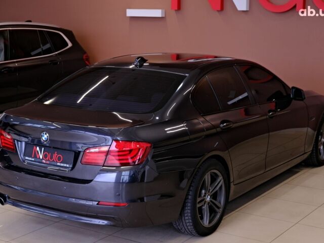 Сірий БМВ 5 Серія, об'ємом двигуна 2 л та пробігом 140 тис. км за 11900 $, фото 4 на Automoto.ua