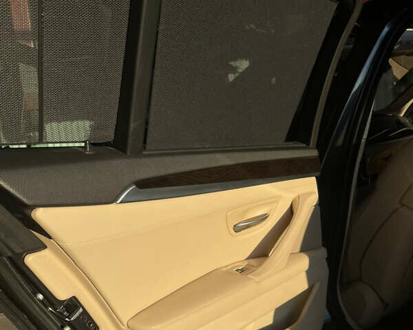 Серый БМВ 5 Серия, объемом двигателя 2.99 л и пробегом 172 тыс. км за 23000 $, фото 45 на Automoto.ua