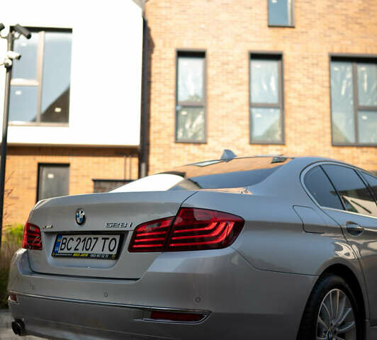 Сірий БМВ 5 Серія, об'ємом двигуна 2 л та пробігом 64 тис. км за 17600 $, фото 14 на Automoto.ua