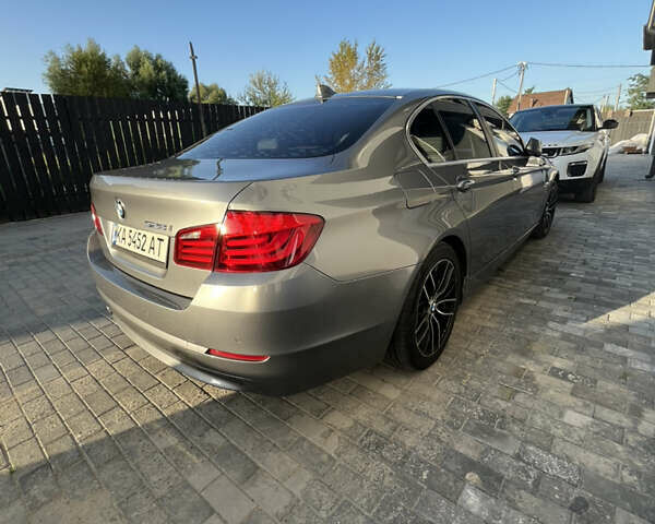 Сірий БМВ 5 Серія, об'ємом двигуна 2 л та пробігом 183 тис. км за 14500 $, фото 28 на Automoto.ua