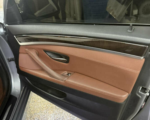 Серый БМВ 5 Серия, объемом двигателя 2 л и пробегом 170 тыс. км за 13500 $, фото 36 на Automoto.ua