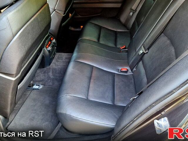 Серый БМВ 5 Серия, объемом двигателя 3 л и пробегом 169 тыс. км за 14500 $, фото 3 на Automoto.ua