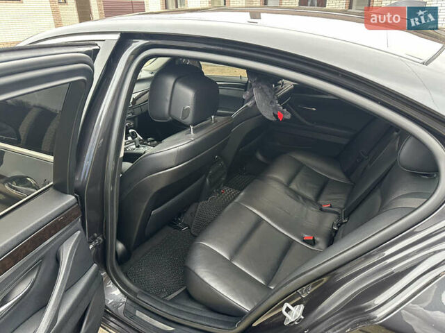 Серый БМВ 5 Серия, объемом двигателя 2.8 л и пробегом 230 тыс. км за 17500 $, фото 12 на Automoto.ua