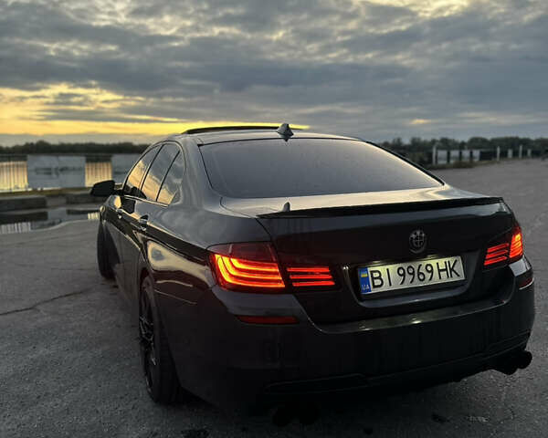 Серый БМВ 5 Серия, объемом двигателя 3 л и пробегом 285 тыс. км за 22500 $, фото 7 на Automoto.ua