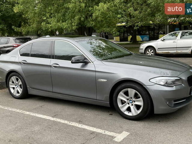 Сірий БМВ 5 Серія, об'ємом двигуна 2 л та пробігом 241 тис. км за 15900 $, фото 2 на Automoto.ua
