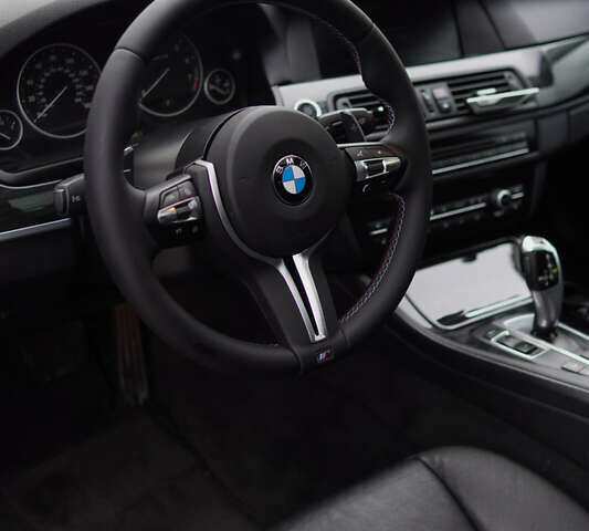 Серый БМВ 5 Серия, объемом двигателя 2 л и пробегом 177 тыс. км за 13200 $, фото 4 на Automoto.ua