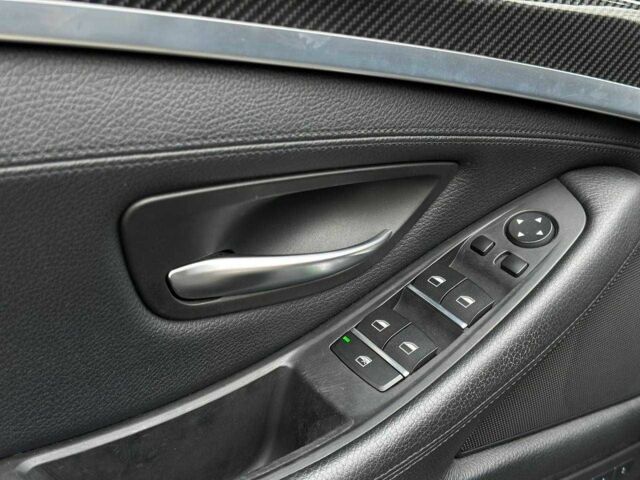 Сірий БМВ 5 Серія, об'ємом двигуна 2 л та пробігом 98 тис. км за 16999 $, фото 11 на Automoto.ua