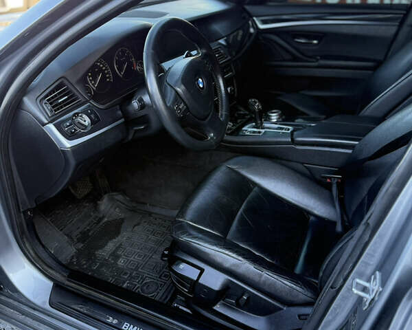 Сірий БМВ 5 Серія, об'ємом двигуна 2 л та пробігом 268 тис. км за 12500 $, фото 23 на Automoto.ua