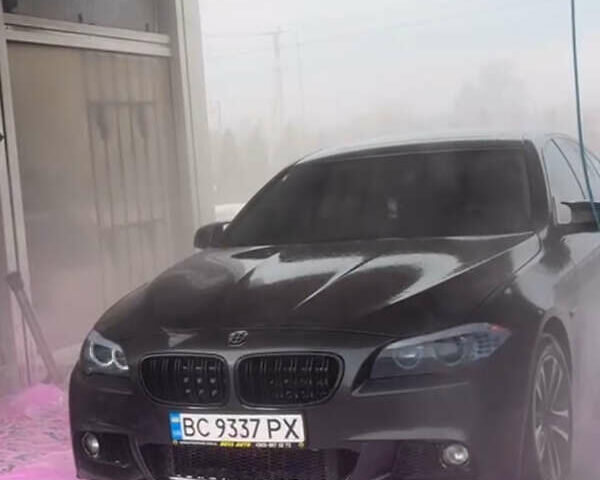 БМВ 5 Серия 2013 в Львове на Automoto.ua Серый БМВ 5 Серия, объемом двигателя 2 л и пробегом 214 тыс. км за 13000 $, фото 3 на Automoto.ua