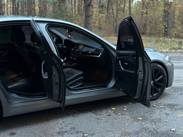 БМВ 5 Серия 2013 в Синельниковом на Automoto.ua Серый БМВ 5 Серия, объемом двигателя 3 л и пробегом 237 тыс. км за 13700 $, фото 16 на Automoto.ua