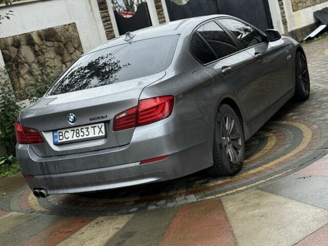Сірий БМВ 5 Серія, об'ємом двигуна 2 л та пробігом 267 тис. км за 12800 $, фото 2 на Automoto.ua