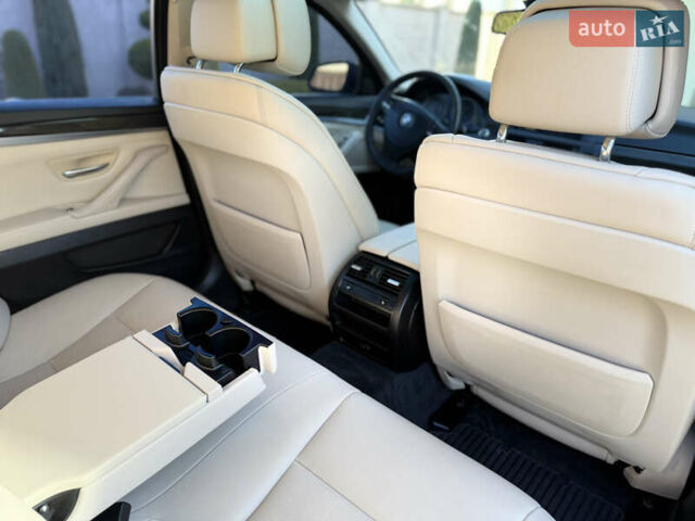 Серый БМВ 5 Серия, объемом двигателя 3 л и пробегом 203 тыс. км за 15900 $, фото 24 на Automoto.ua