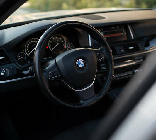 Серый БМВ 5 Серия, объемом двигателя 2 л и пробегом 59 тыс. км за 17900 $, фото 34 на Automoto.ua