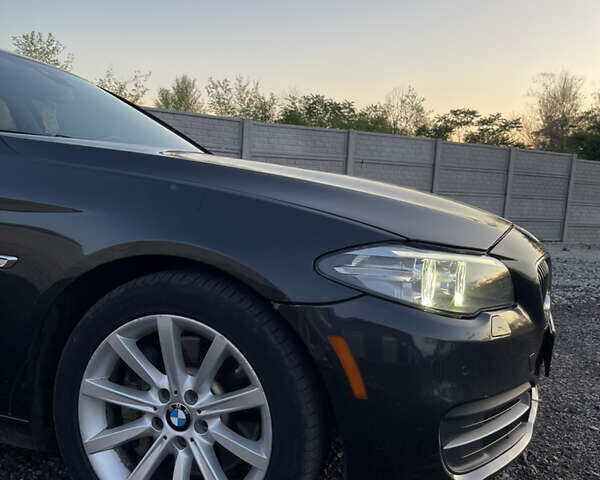 Серый БМВ 5 Серия, объемом двигателя 2.99 л и пробегом 172 тыс. км за 23000 $, фото 6 на Automoto.ua