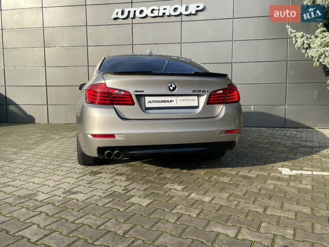 Сірий БМВ 5 Серія, об'ємом двигуна 2 л та пробігом 200 тис. км за 13800 $, фото 12 на Automoto.ua