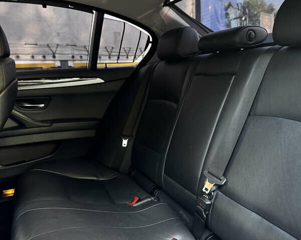 Сірий БМВ 5 Серія, об'ємом двигуна 3 л та пробігом 270 тис. км за 19800 $, фото 17 на Automoto.ua