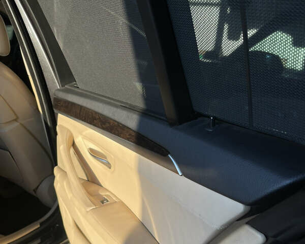 Серый БМВ 5 Серия, объемом двигателя 2.99 л и пробегом 172 тыс. км за 23000 $, фото 40 на Automoto.ua