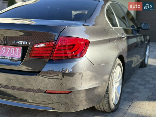 Серый БМВ 5 Серия, объемом двигателя 3 л и пробегом 203 тыс. км за 15900 $, фото 10 на Automoto.ua