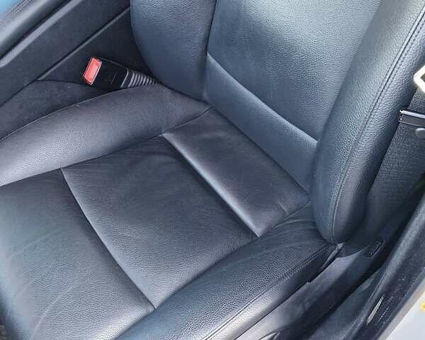 Серый БМВ 5 Серия, объемом двигателя 3 л и пробегом 161 тыс. км за 19900 $, фото 23 на Automoto.ua