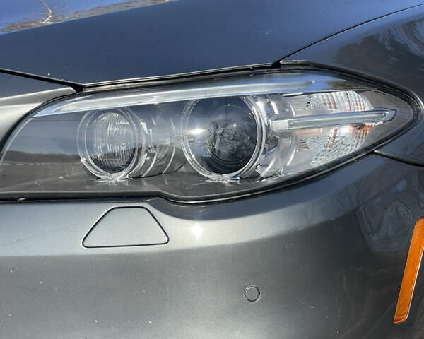 Серый БМВ 5 Серия, объемом двигателя 2 л и пробегом 217 тыс. км за 15500 $, фото 19 на Automoto.ua