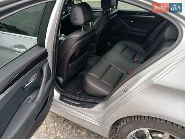 Серый БМВ 5 Серия, объемом двигателя 3 л и пробегом 161 тыс. км за 19900 $, фото 16 на Automoto.ua
