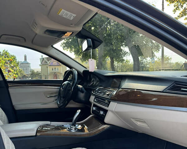 Серый БМВ 5 Серия, объемом двигателя 2 л и пробегом 256 тыс. км за 16000 $, фото 13 на Automoto.ua