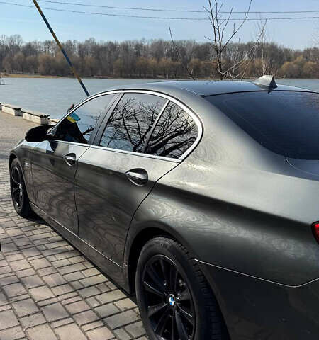 Серый БМВ 5 Серия, объемом двигателя 2 л и пробегом 217 тыс. км за 15500 $, фото 60 на Automoto.ua