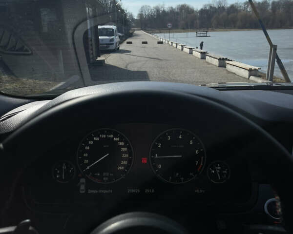 Серый БМВ 5 Серия, объемом двигателя 2 л и пробегом 217 тыс. км за 15500 $, фото 45 на Automoto.ua