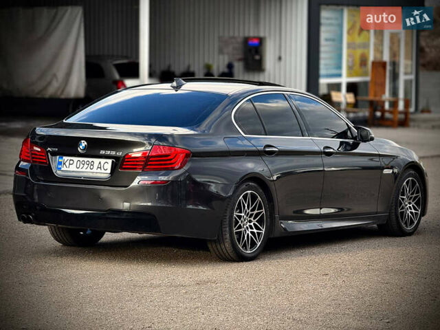 Серый БМВ 5 Серия, объемом двигателя 3 л и пробегом 209 тыс. км за 22000 $, фото 3 на Automoto.ua
