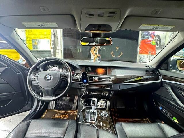 Сірий БМВ 5 Серія, об'ємом двигуна 2 л та пробігом 223 тис. км за 13000 $, фото 2 на Automoto.ua