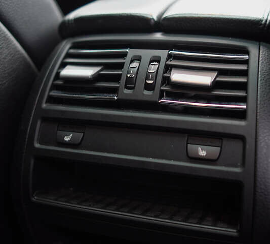 Серый БМВ 5 Серия, объемом двигателя 2 л и пробегом 177 тыс. км за 13200 $, фото 13 на Automoto.ua