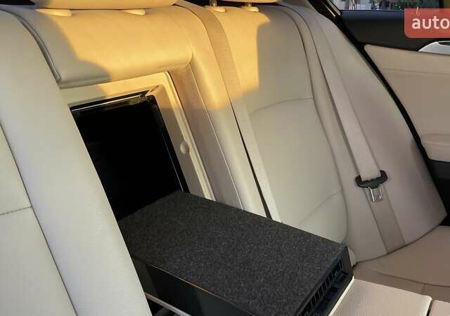 Серый БМВ 5 Серия, объемом двигателя 2 л и пробегом 284 тыс. км за 13999 $, фото 27 на Automoto.ua