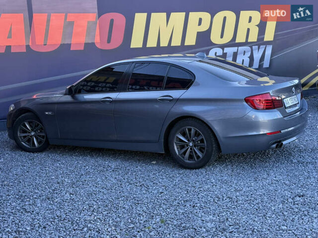 Сірий БМВ 5 Серія, об'ємом двигуна 2 л та пробігом 268 тис. км за 12500 $, фото 4 на Automoto.ua