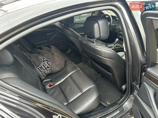 Серый БМВ 5 Серия, объемом двигателя 2.8 л и пробегом 230 тыс. км за 17500 $, фото 13 на Automoto.ua