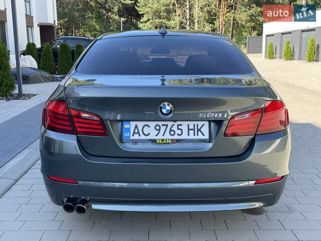 Серый БМВ 5 Серия, объемом двигателя 2 л и пробегом 284 тыс. км за 13999 $, фото 5 на Automoto.ua